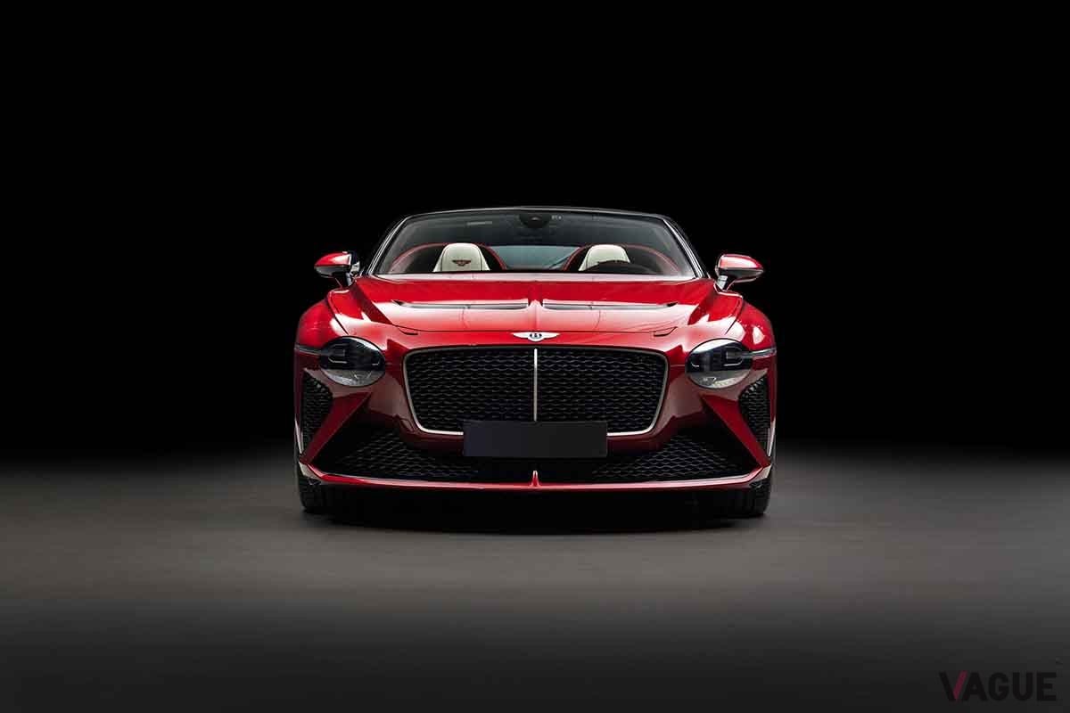 オークションに出品される予定の2021年式ベントレー「バカラル」Willem Verstraten(c)2025 Courtesy of RM Sotheby's