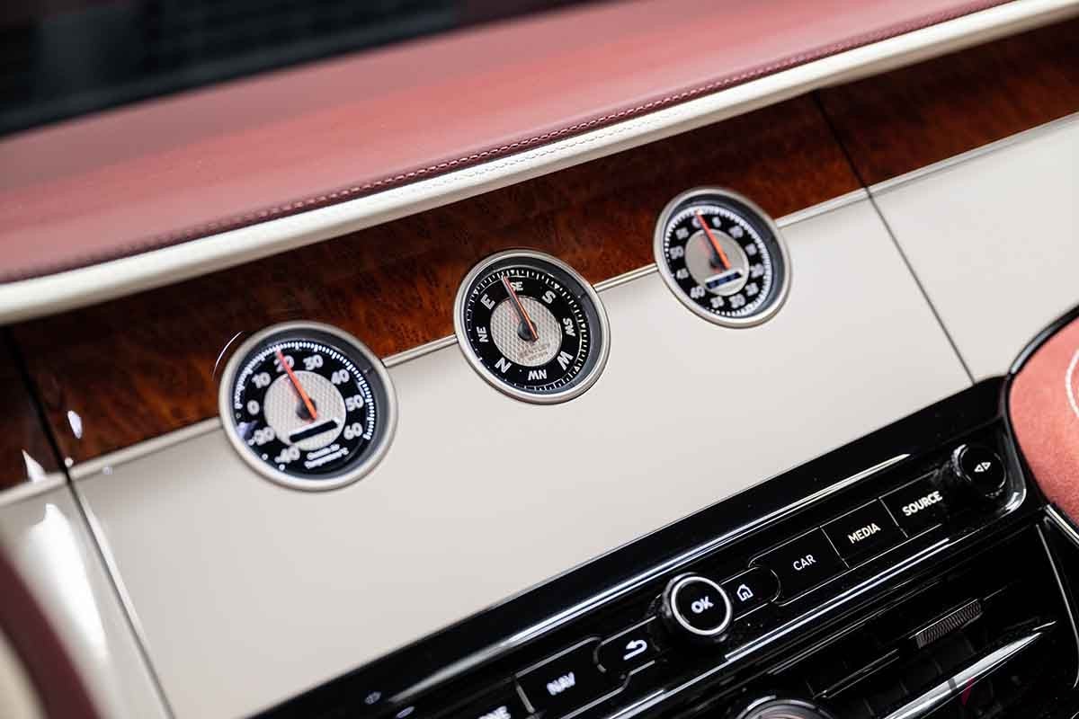 オークションに出品される予定の2021年式ベントレー「バカラル」Willem Verstraten(c)2025 Courtesy of RM Sotheby's