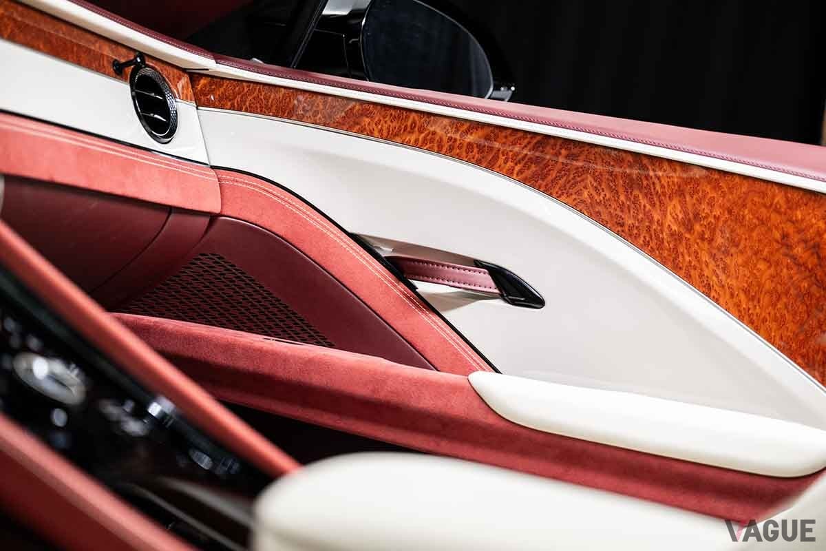 オークションに出品される予定の2021年式ベントレー「バカラル」Willem Verstraten(c)2025 Courtesy of RM Sotheby's