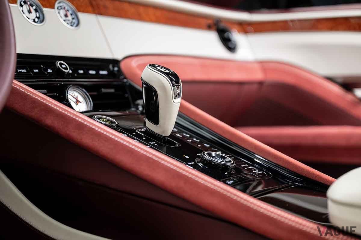 オークションに出品される予定の2021年式ベントレー「バカラル」Willem Verstraten(c)2025 Courtesy of RM Sotheby's