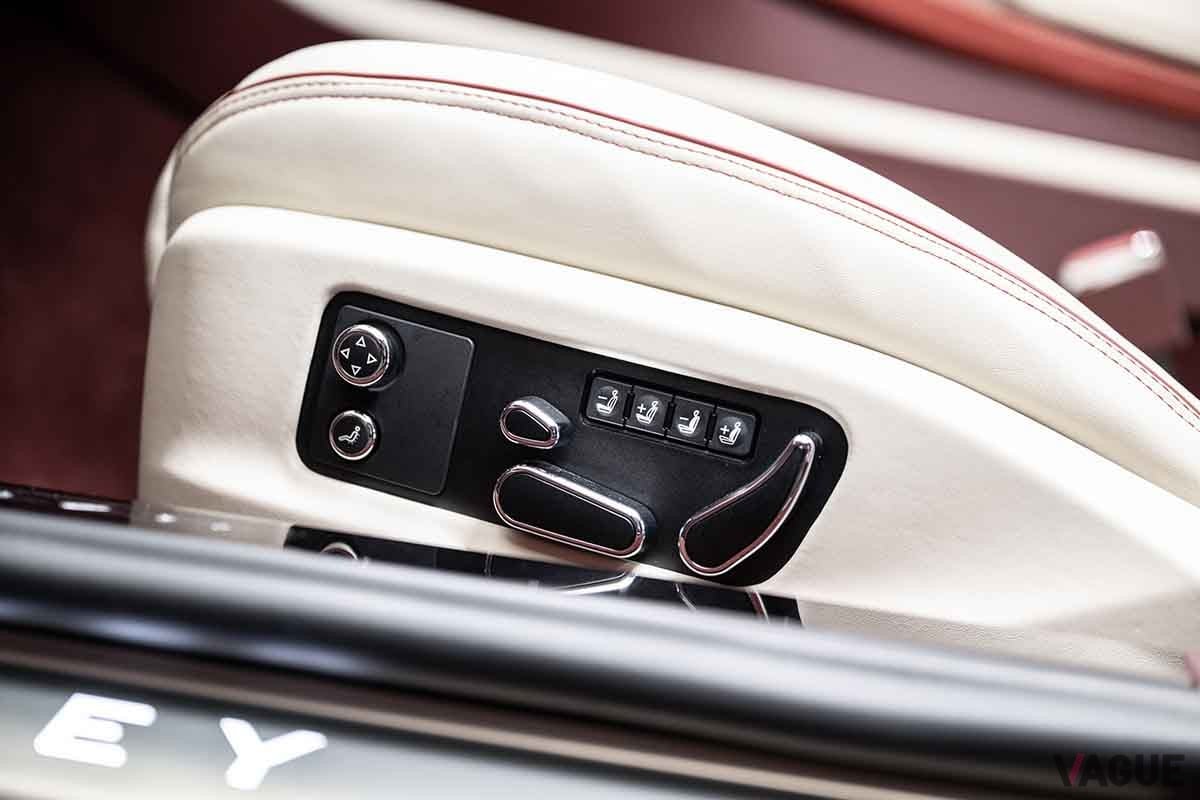 オークションに出品される予定の2021年式ベントレー「バカラル」Willem Verstraten(c)2025 Courtesy of RM Sotheby's