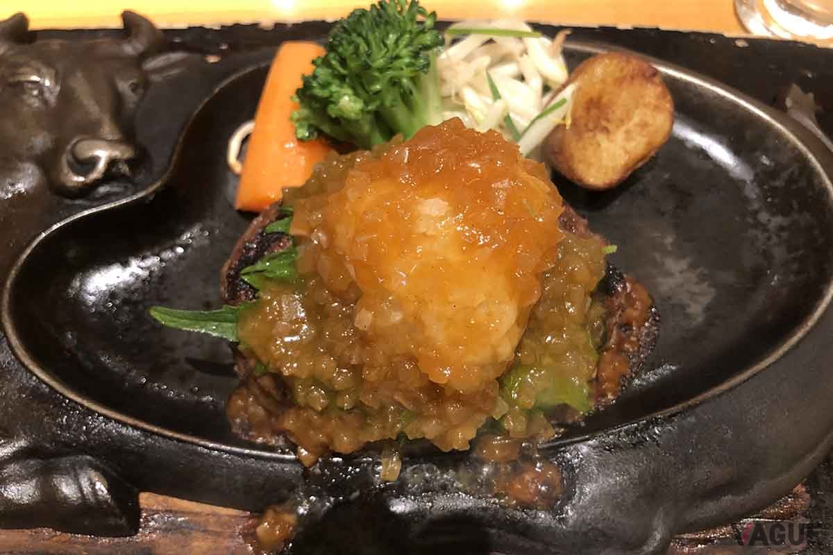 東海エリアのグルメといえば人気のレストラン「さわやか」のハンバーグだろう