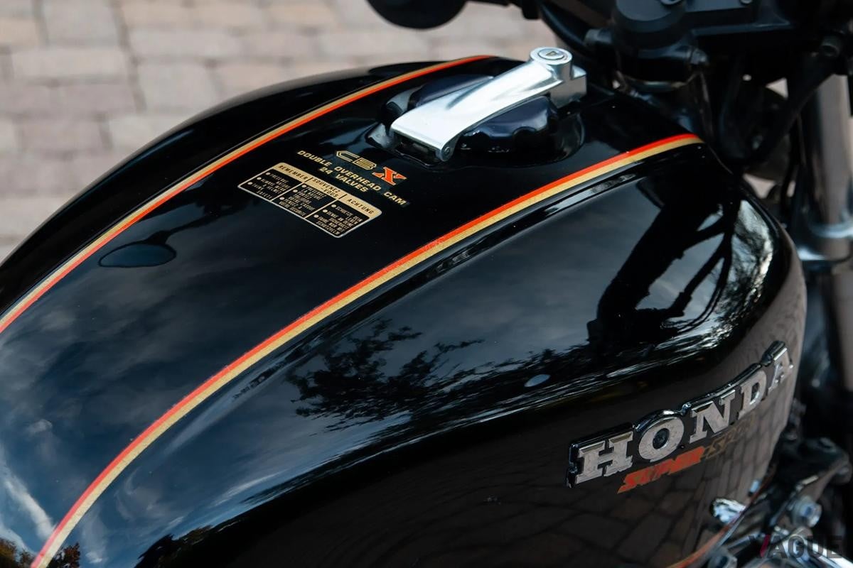 米国オークションに出品され高値で落札された1980年式ホンダ「CBX スーパースポーツ」