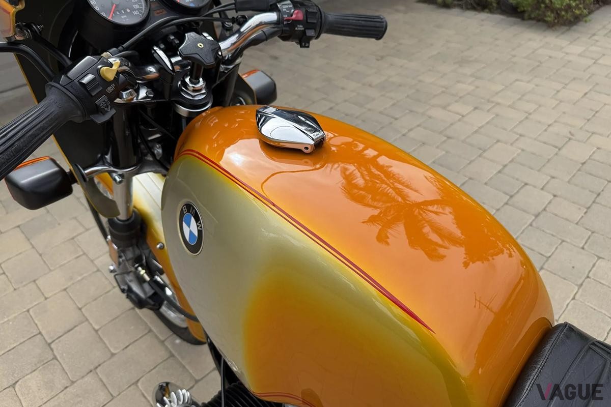 米国オークションに登場、落札された1976年式BMW「R90S」