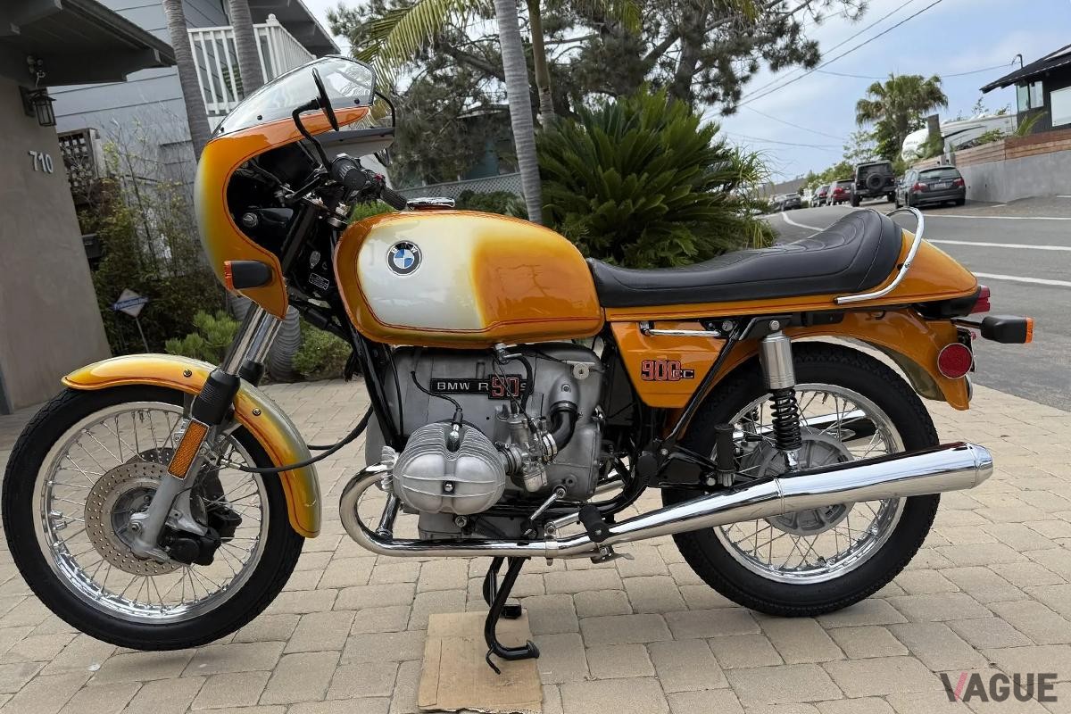 米国オークションに登場、落札された1976年式BMW「R90S」