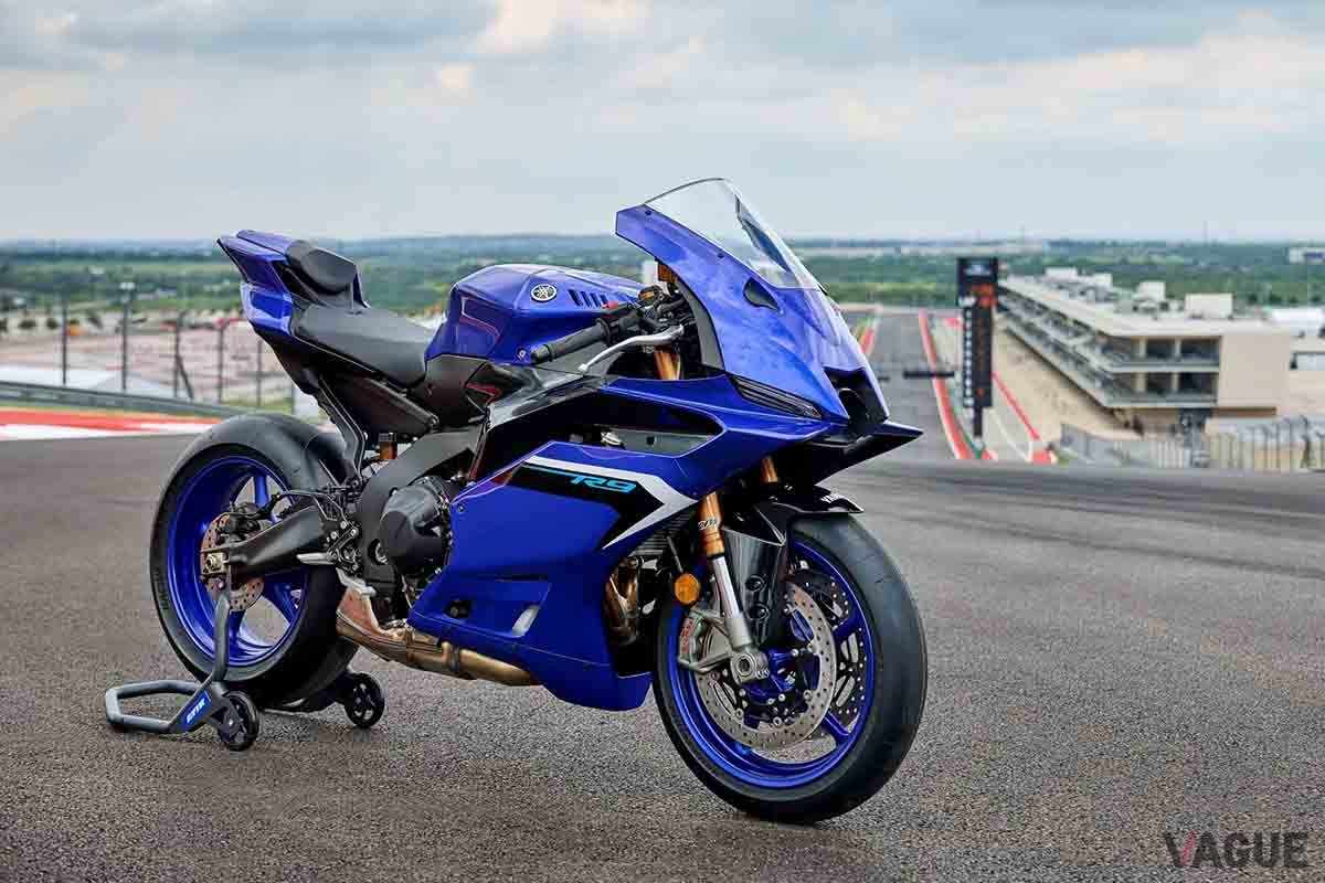 ヤマハ「YZF-R9」