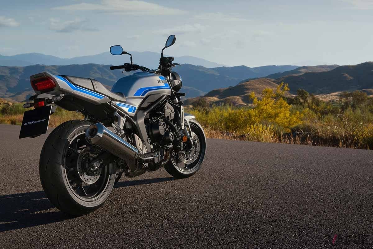 2025年11月に発売されたホンダ「CB1000F」