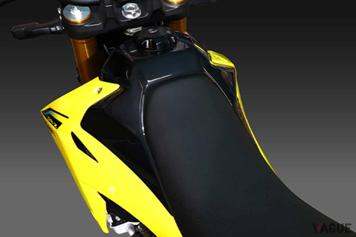 スズキ「DR-Z4S」