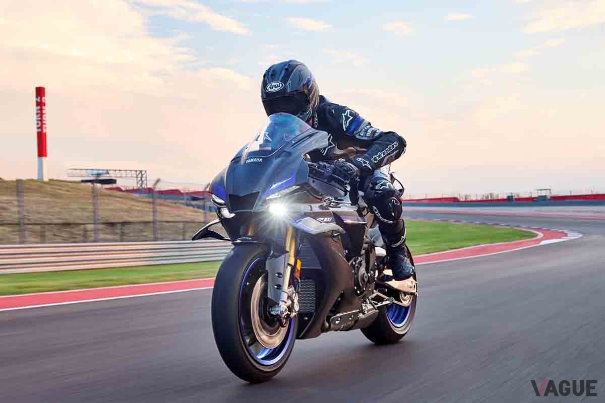 ヤマハ「YZF-R1」