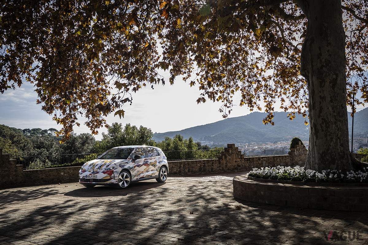 VW新型「ID.ポロ」