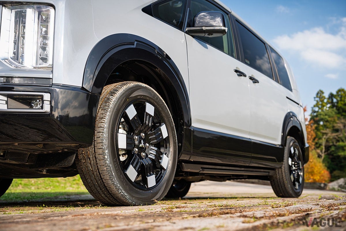 三菱「デリカD：5」