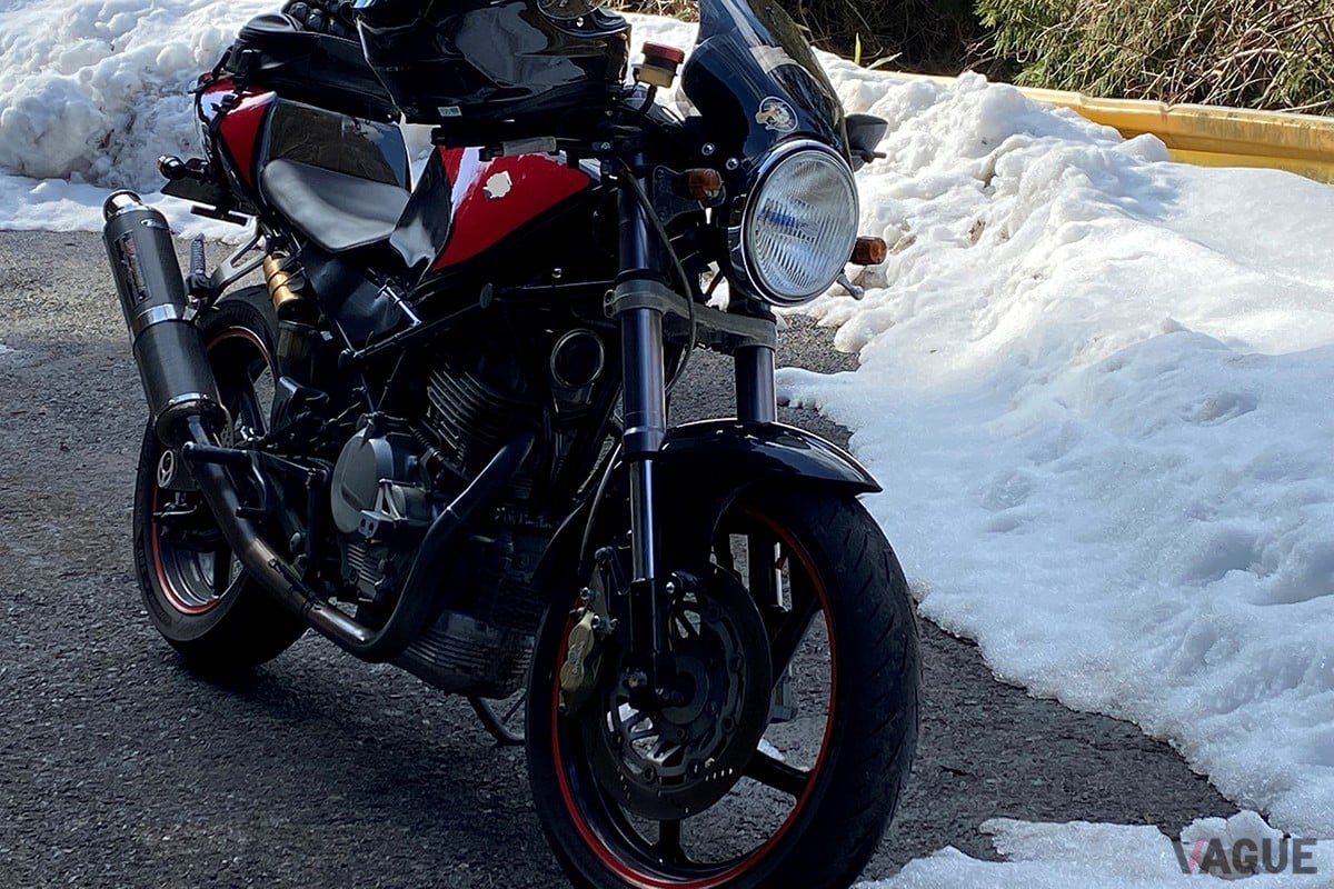 冬季は空気圧管理だけでなく、スピードの出し方や走り始めの慎重さなど、総合的な注意が必要