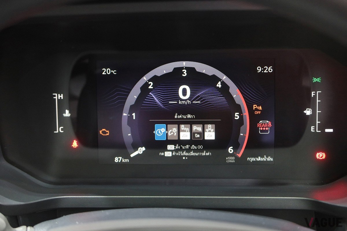 トヨタ新型「ハイラックス」のダブルキャブ