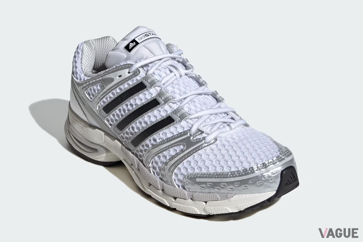 ADISTAR CONTROL 5（Silver Metallic／Grey One／Core Black）：1万5400円