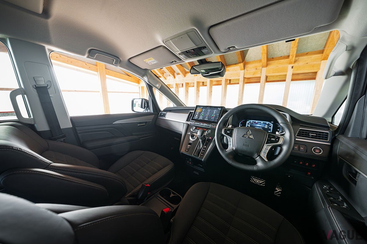 三菱「デリカD：5」