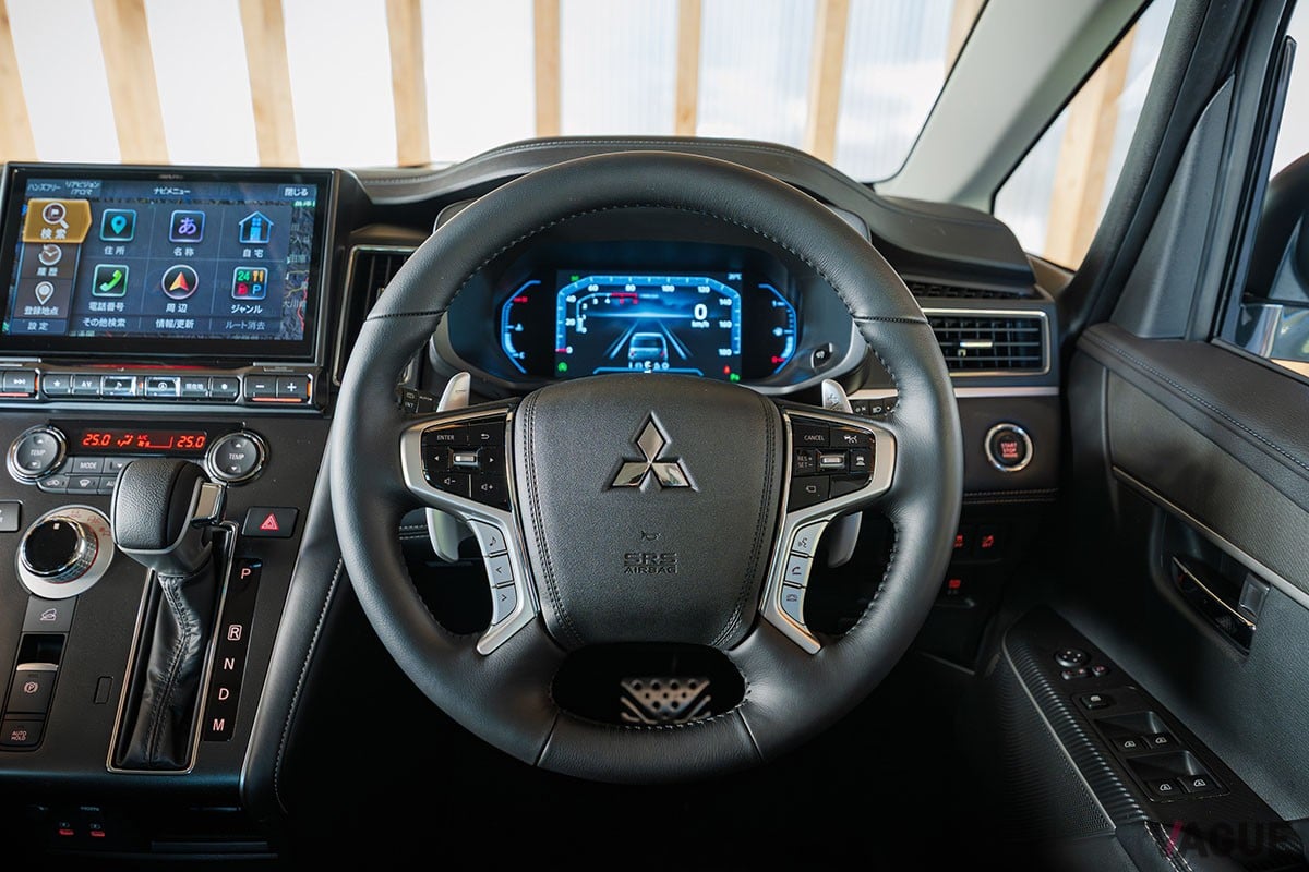 三菱「デリカD：5」