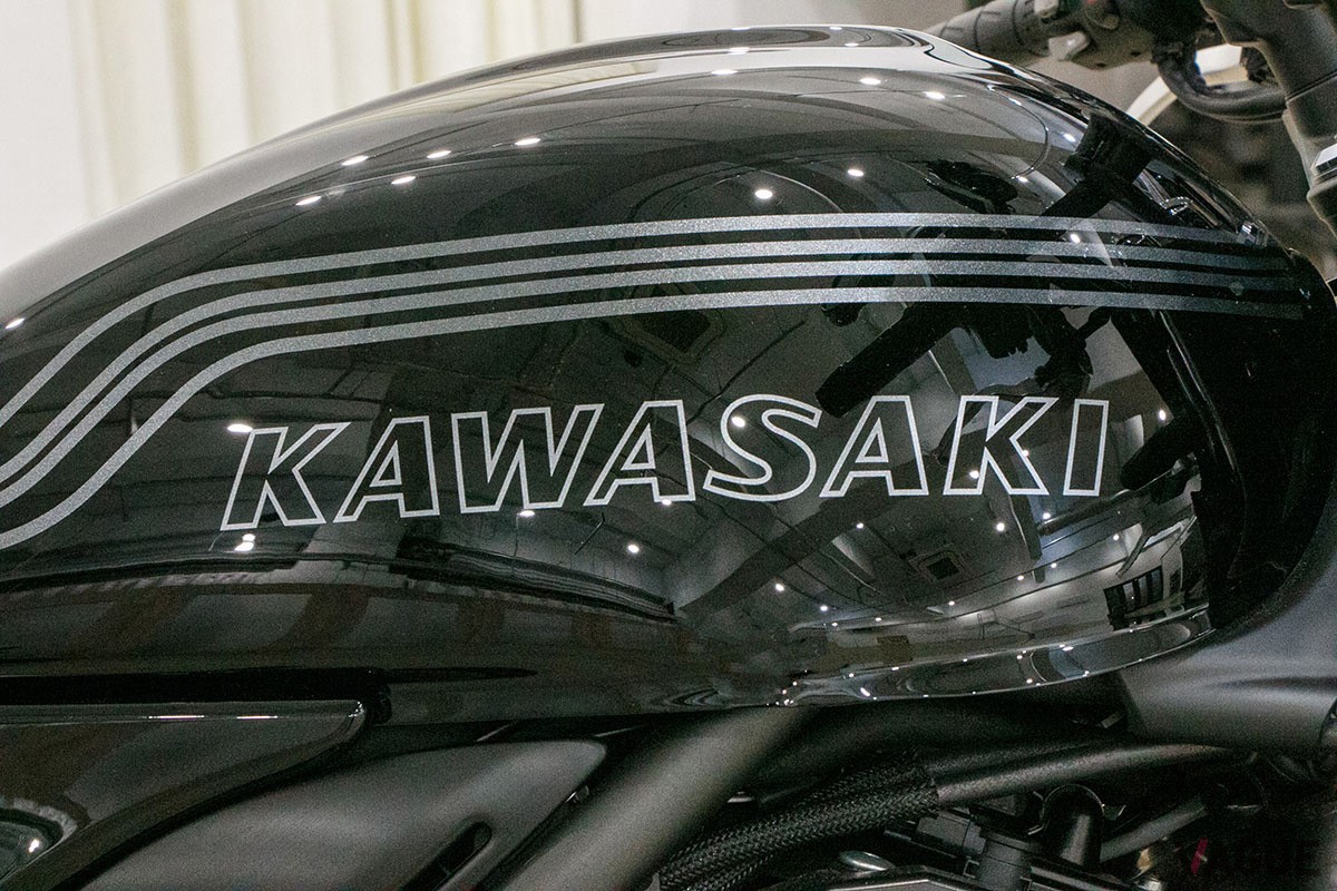 カワサキ新型「Z900RS カフェ」