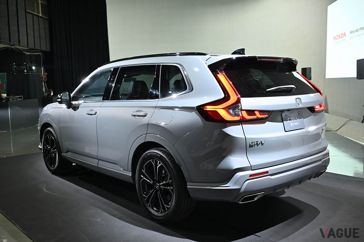 ホンダ「CR-V RS」