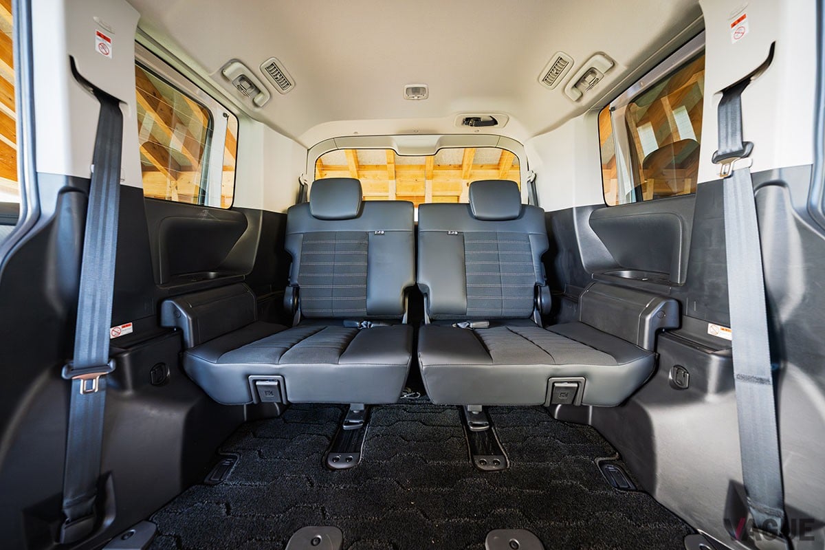 三菱「デリカD：5」