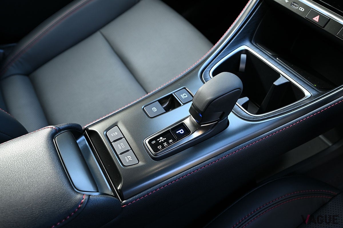 レクサス「LBX」の新グレード「アクティブ」