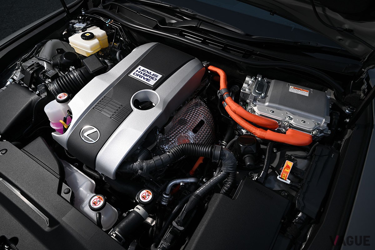 レクサス新型「IS300h “Fスポーツ”」