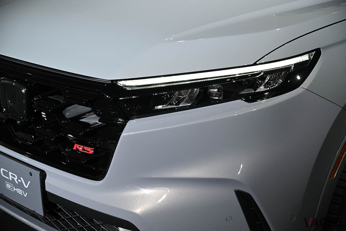 ホンダ「CR-V RS」