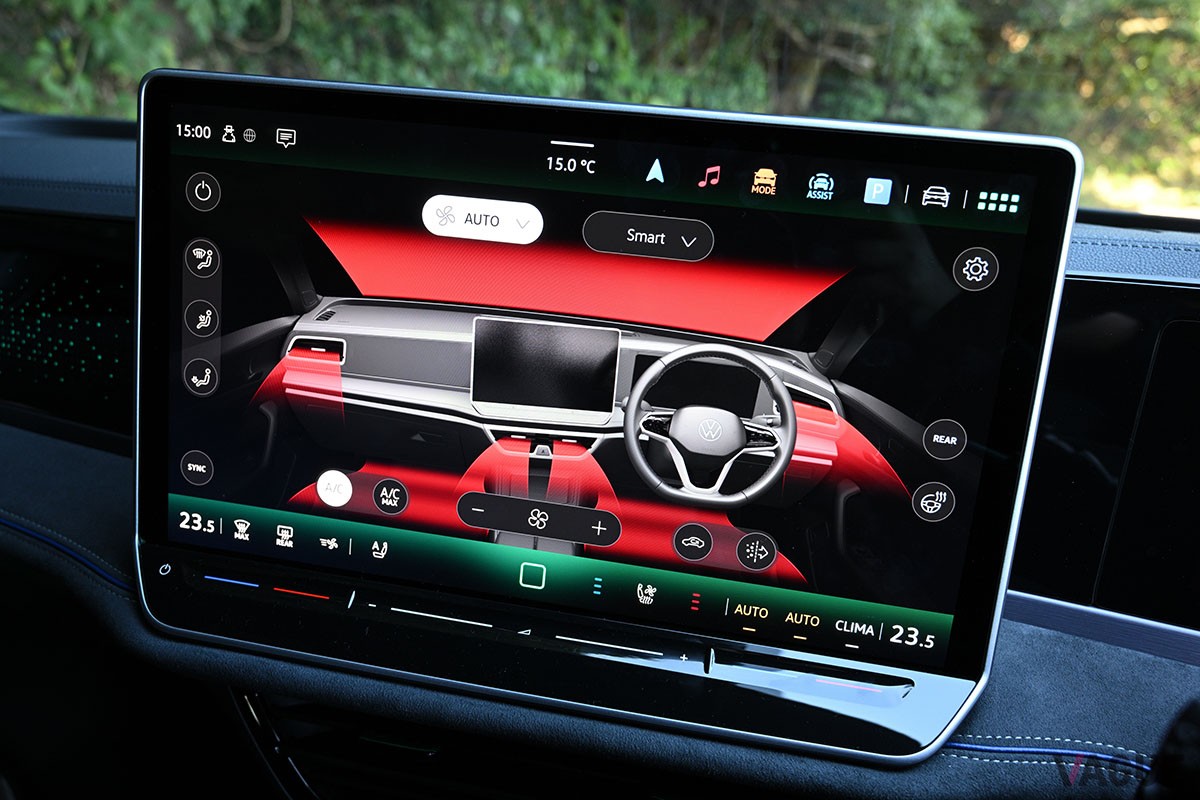 フォルクスワーゲン「パサート TDI 4モーション Rライン」