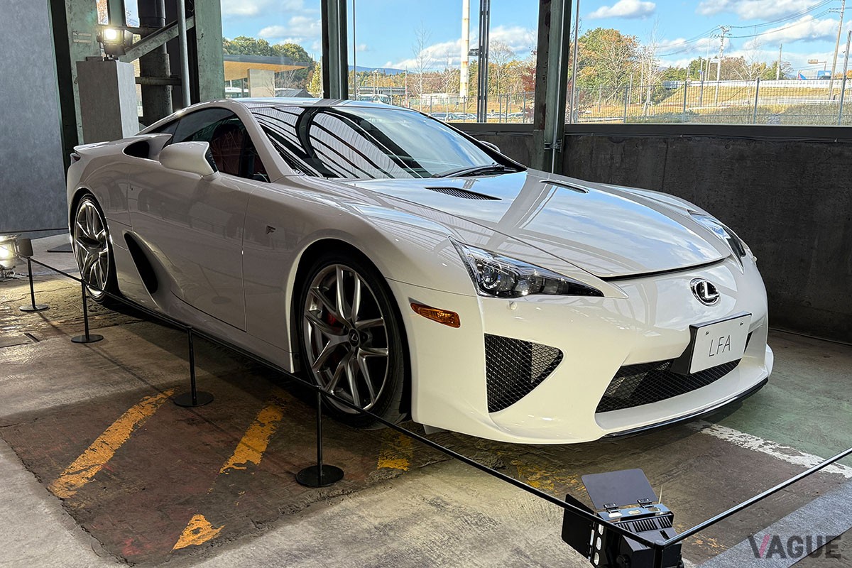 レクサス「LFA」