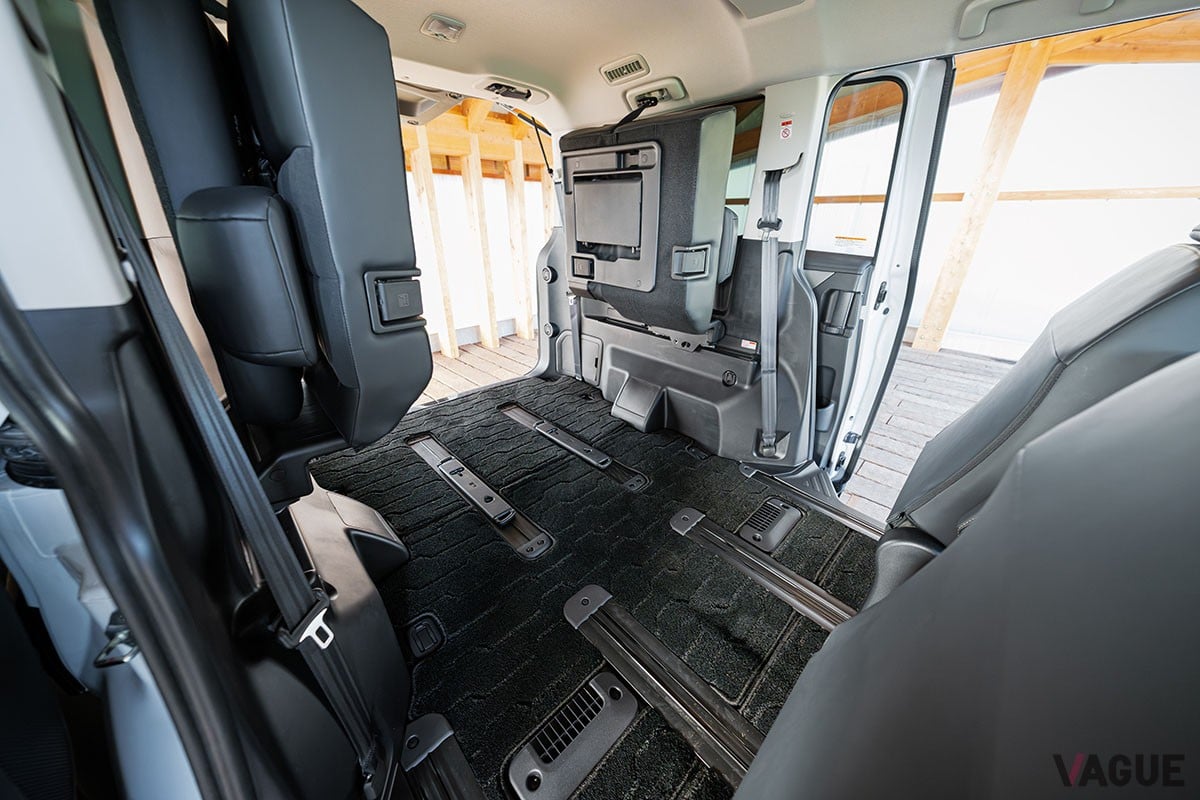 三菱「デリカD：5」