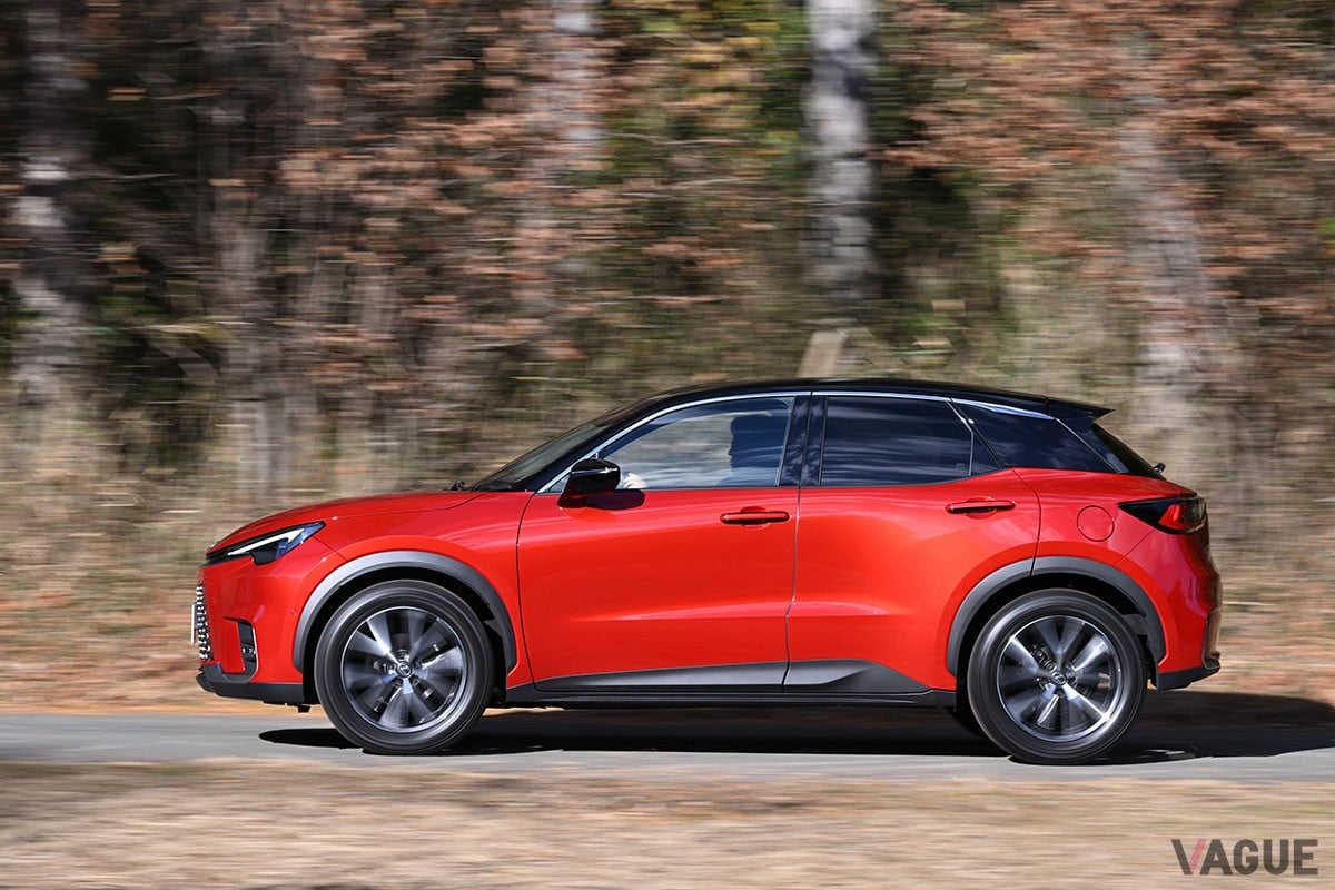 レクサス「LBX」の新グレード「アクティブ」