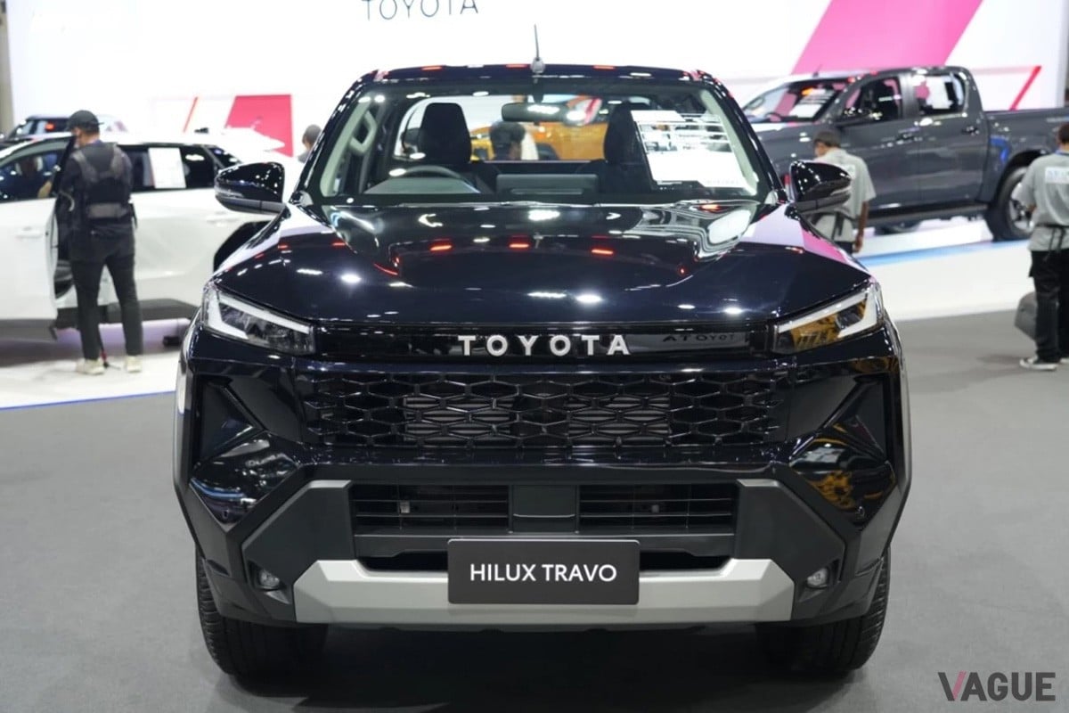 観音開きドアを採用するトヨタ新型「ハイラックス」のスマートキャブ