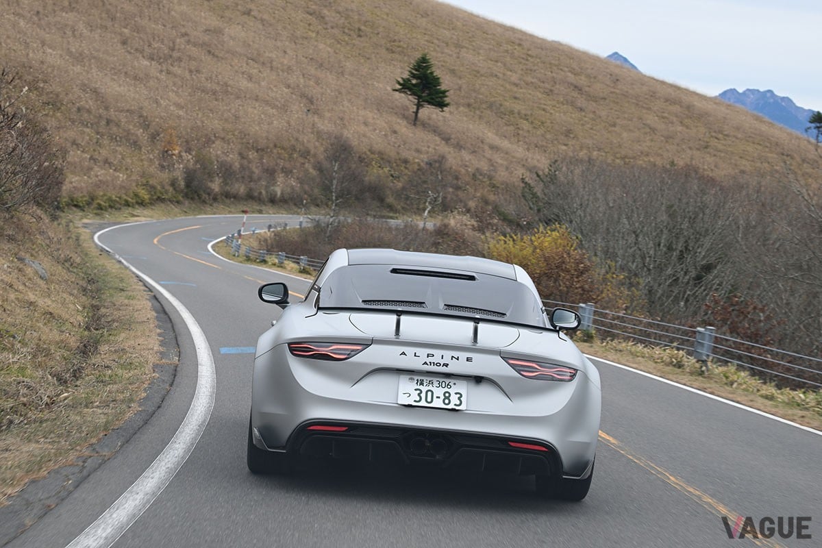 生産終了が発表されたアルピーヌ「A110」シリーズを車山高原で試乗