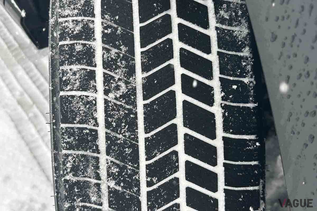 ブリヂストンの新乗用車用スタッドレスタイヤ「ブリザックWZ-1」