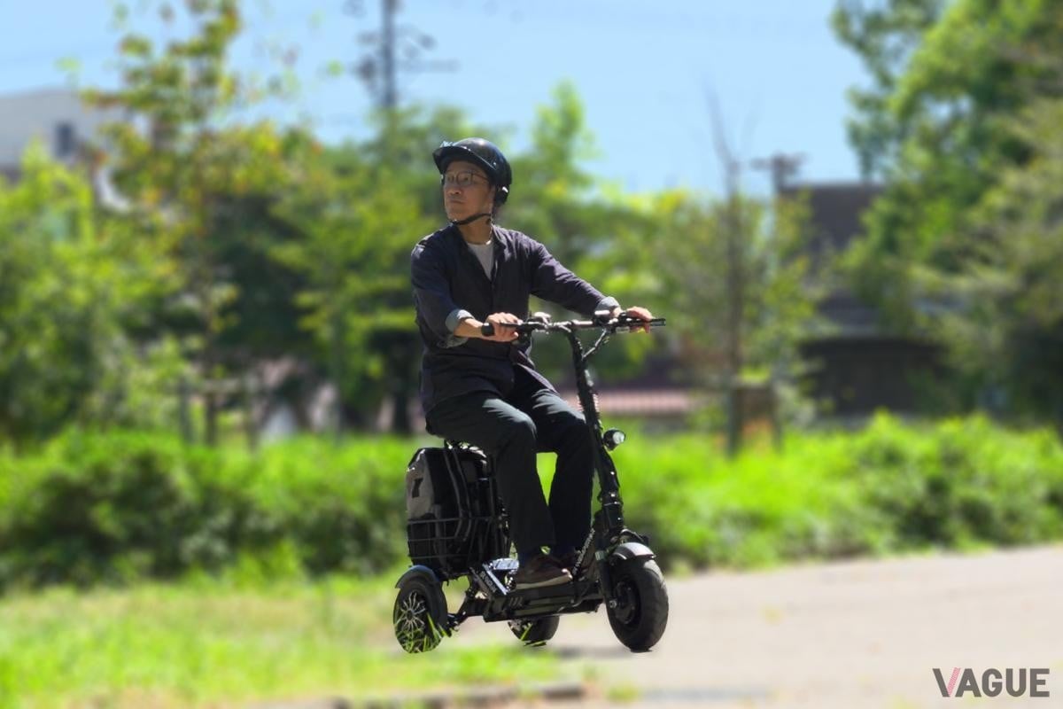 三輪仕様の特定小型原付「サンリン」