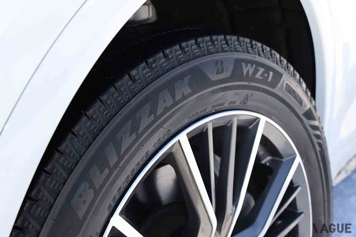 ブリヂストンの新乗用車用スタッドレスタイヤ「ブリザックWZ-1」