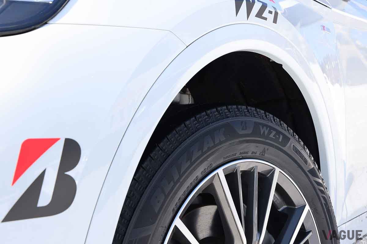 ブリヂストンの新乗用車用スタッドレスタイヤ「ブリザックWZ-1」