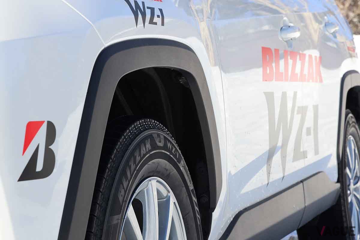 ブリヂストンの新乗用車用スタッドレスタイヤ「ブリザックWZ-1」