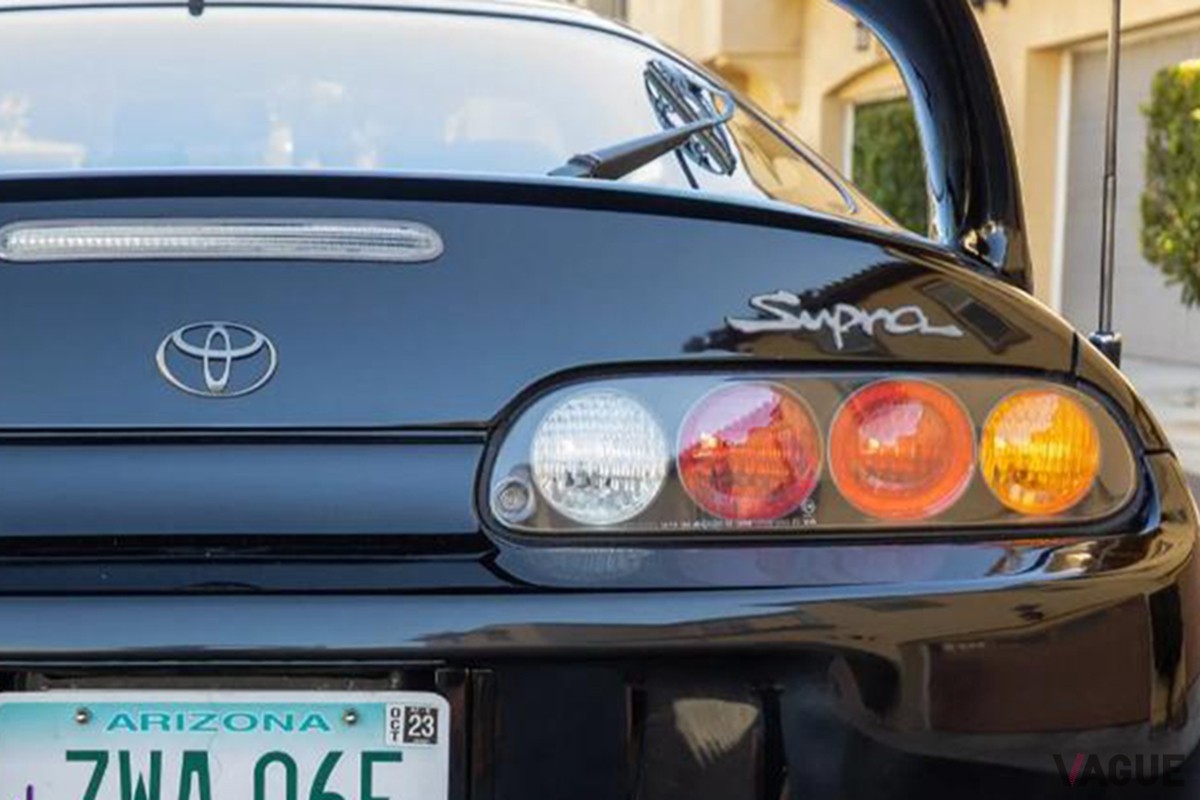 オークションに出品された1993年式トヨタ「スープラ RZ」