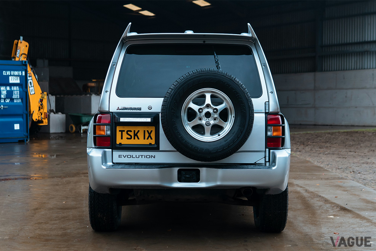 オークションに出品された1997年式 三菱「パジェロ エボリューション」