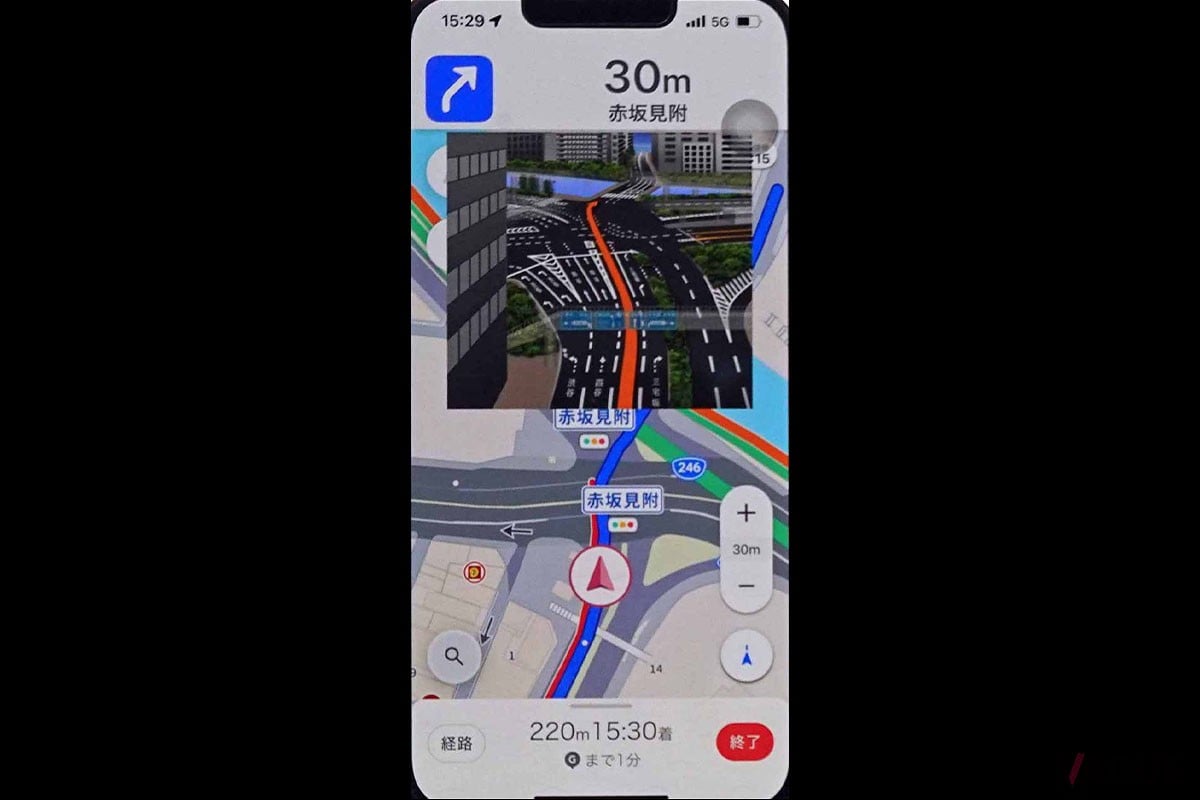 東京都港区にある赤坂見附交差点でのCGイラストマップ。ここでは車線が複雑に絡んでいるが、そのうちのどの車線を進めばいいのかが一目でわかる