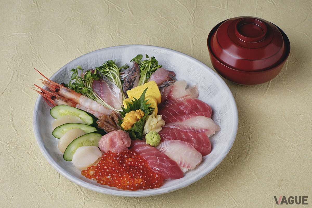 極上赤沢贅沢丼
