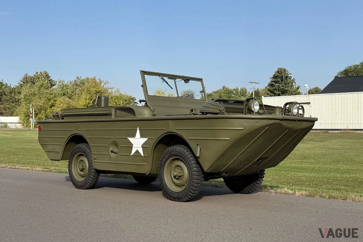 オークションに出品された1943年式のフォード「GPA」（C）Bring a Trailer