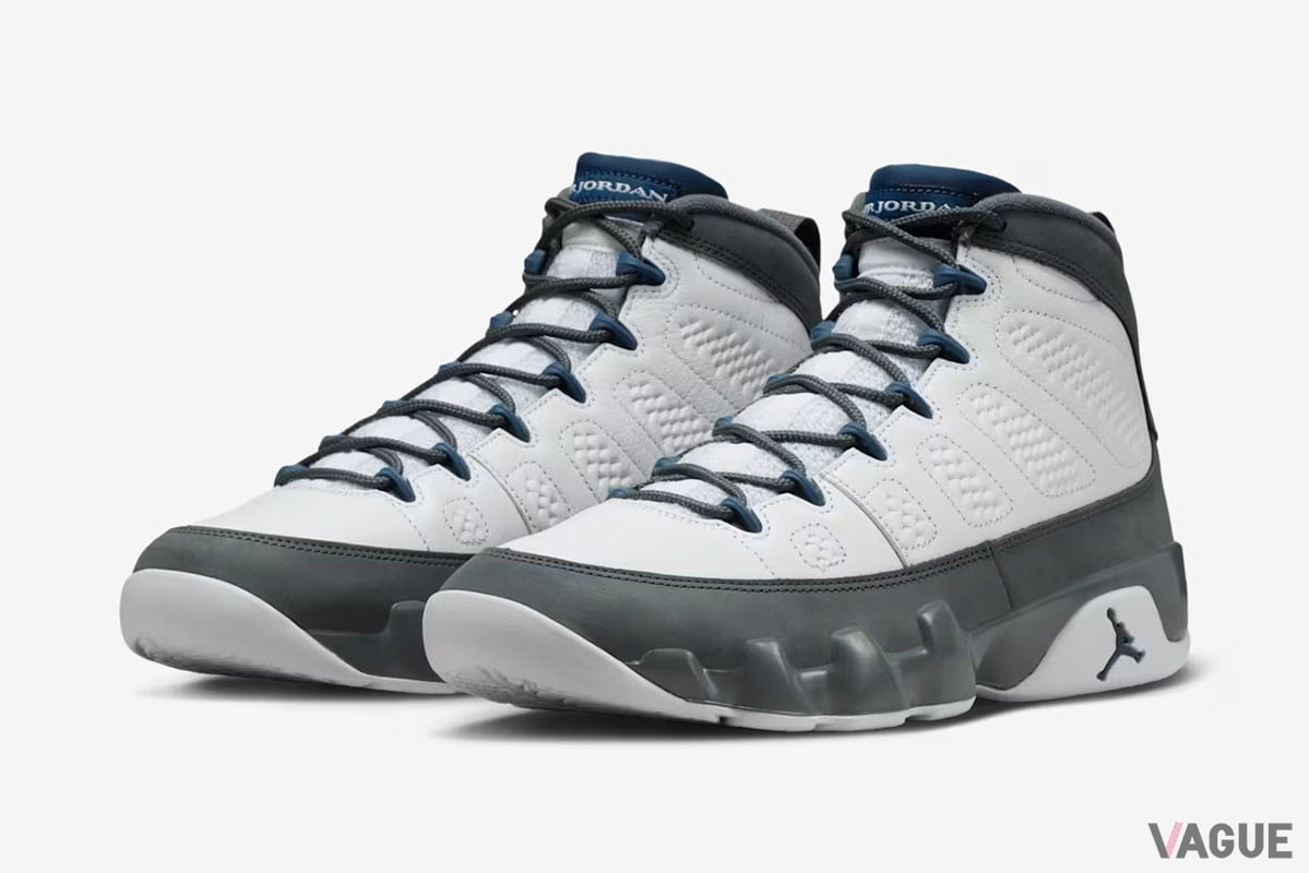 「エア ジョーダン 9」の人気カラー“フリントグレー＆フレンチブルー”が待望の復活