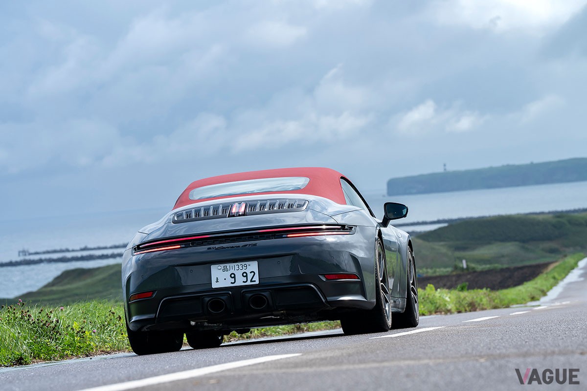 ポルシェ「911カレラ GTS カブリオレ」