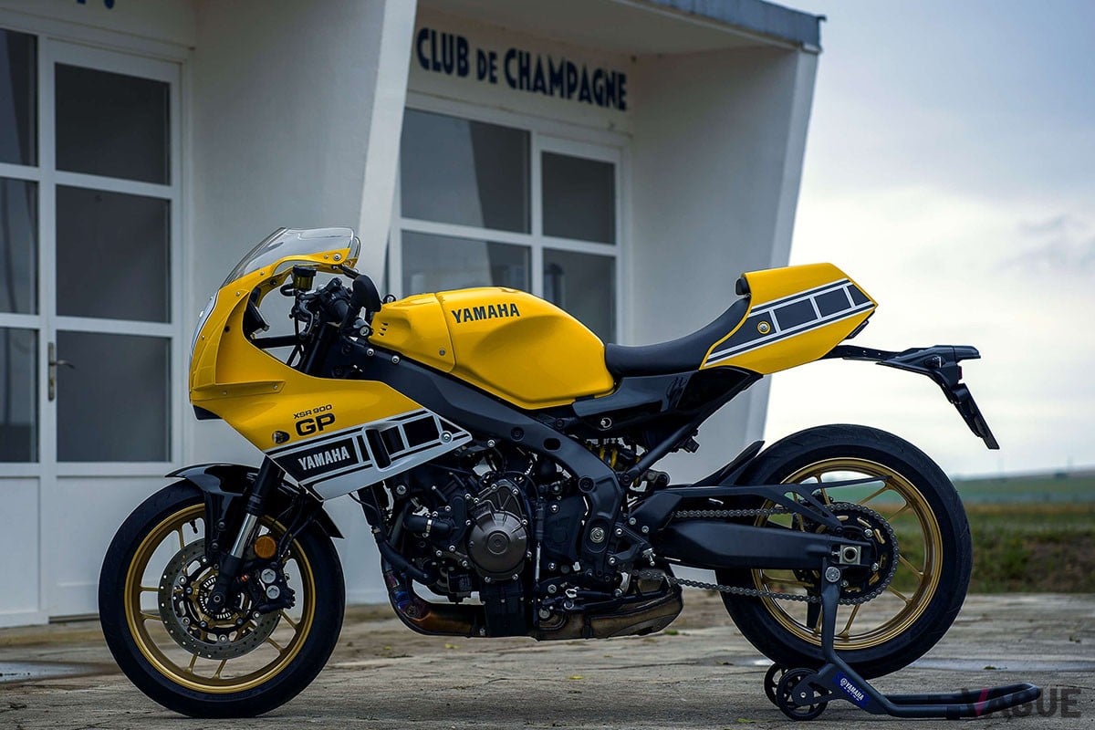 ヤマハ「XSR900 GP ABS」に“USインターカラー”を想起させる新色“イエロー”が登場