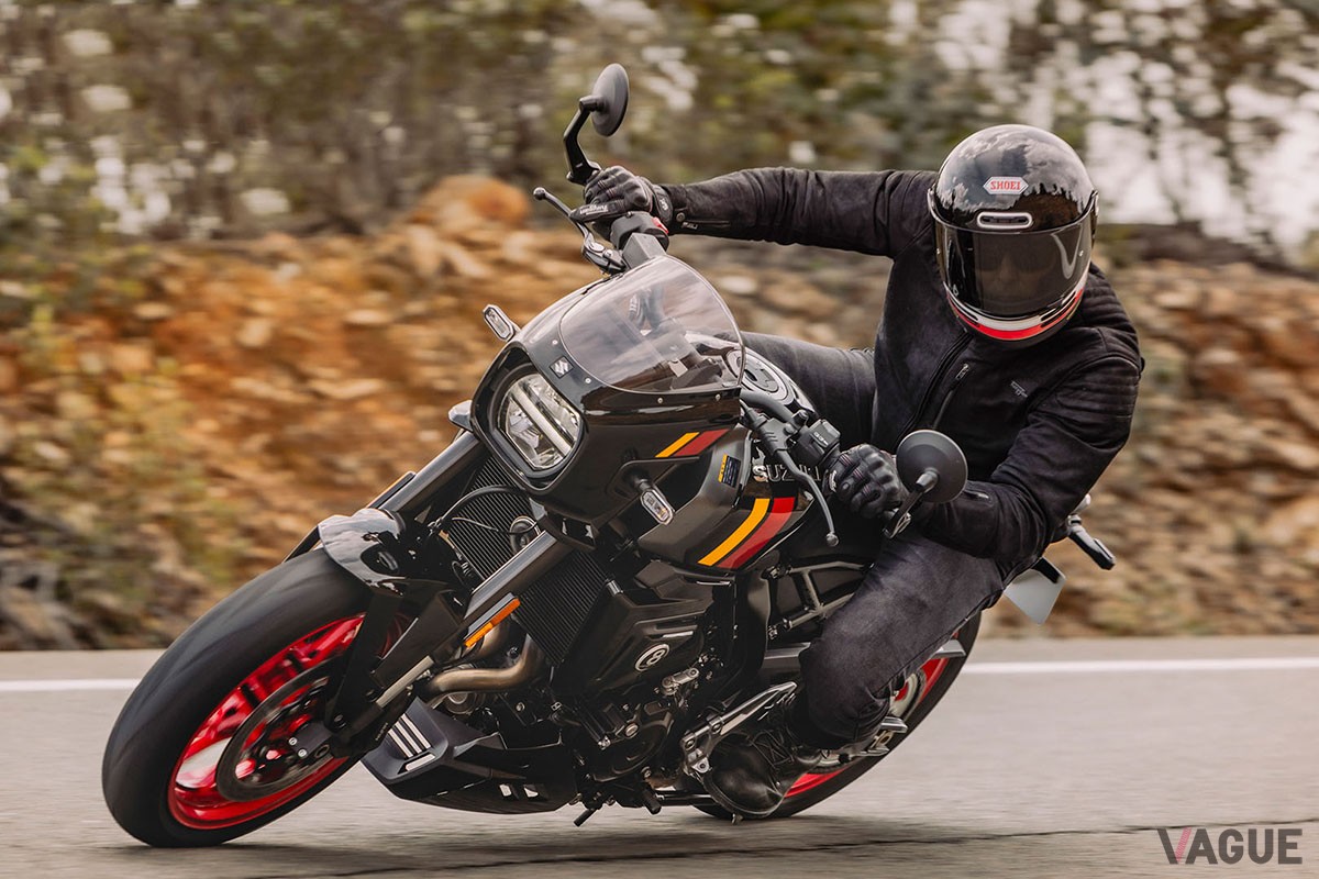 スズキ新型「GSX-8TT」