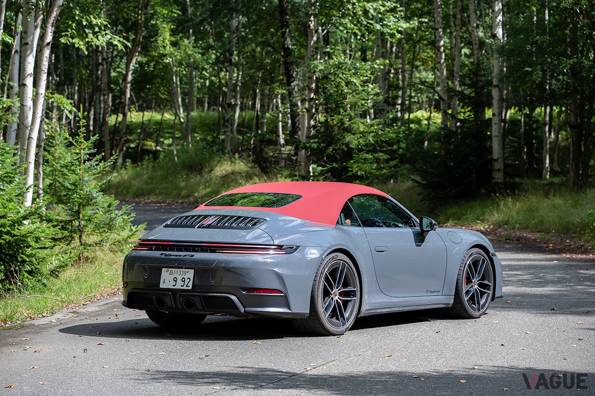 ポルシェ「911カレラ GTS カブリオレ」