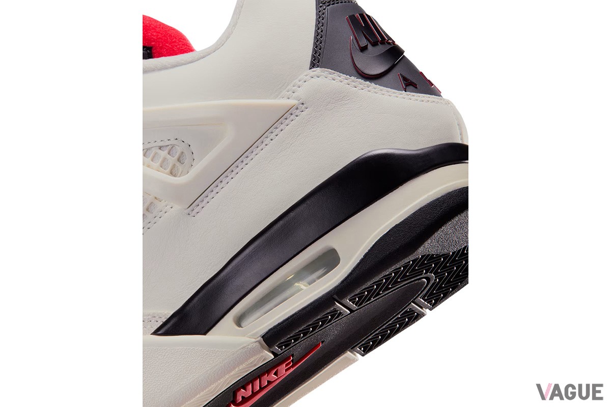 「エア ジョーダン 4」の新色“フライトクラブ セイル＆ブラック”