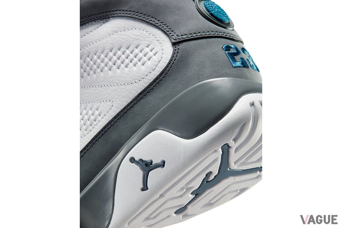 「エア ジョーダン 9」の人気カラー“フリントグレー＆フレンチブルー”が待望の復活