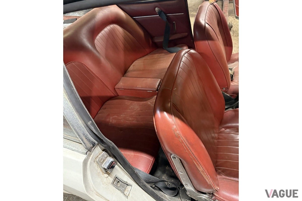 Ebay UKに出品された1969年式のフィアット「125サマンサ」。レストア前提の車両だ（C）ebay